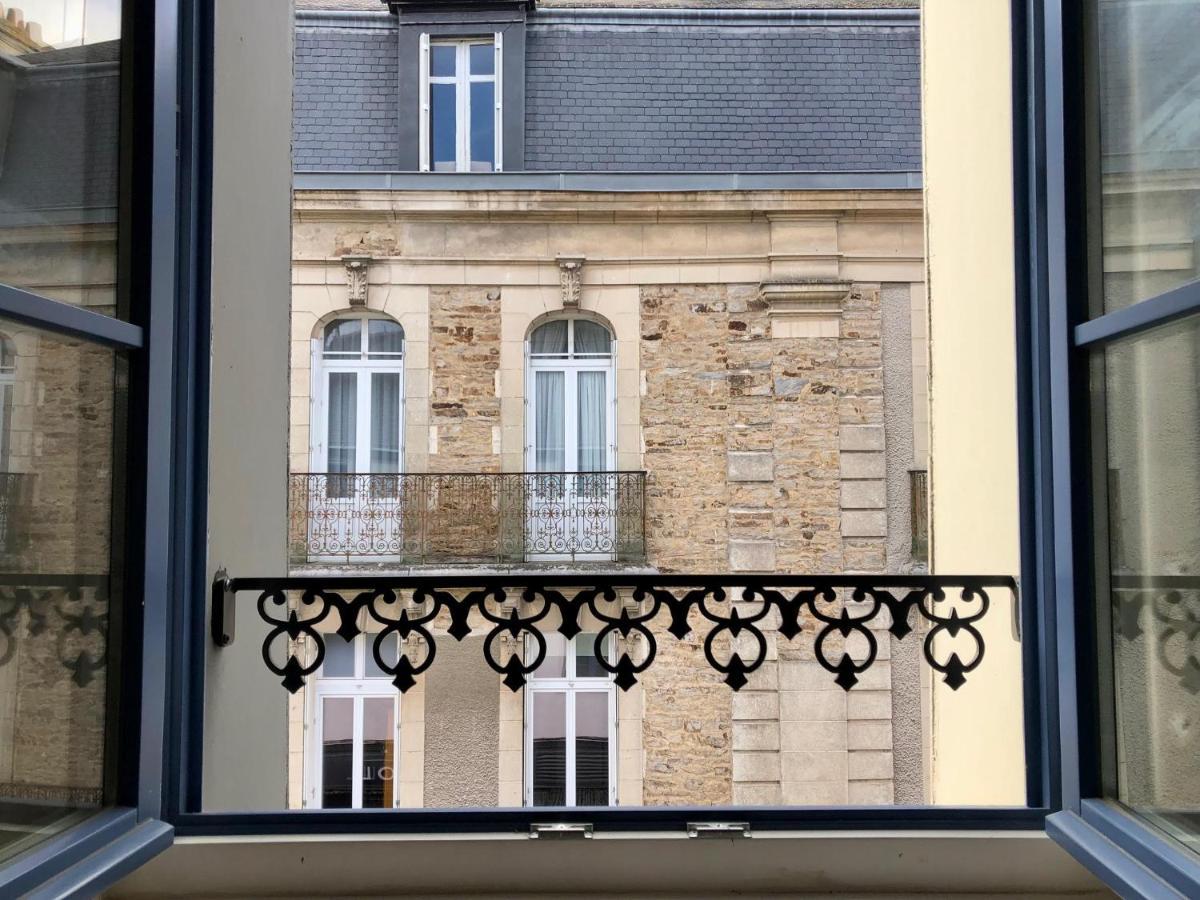 Au Coeur De Vannes - Vue Sur Les Remparts - 2 Ch Exterior foto
