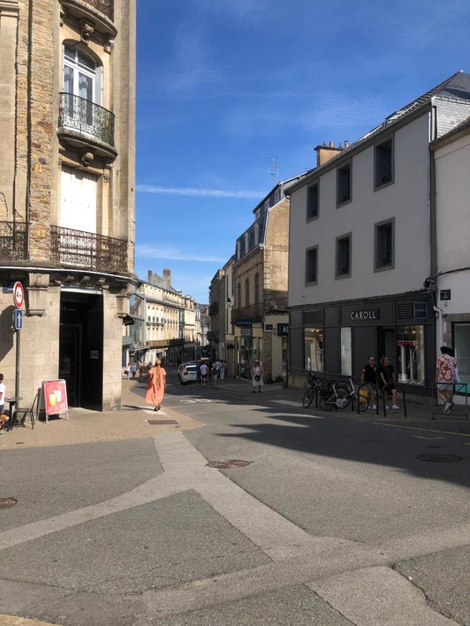 Au Coeur De Vannes - Vue Sur Les Remparts - 2 Ch Exterior foto